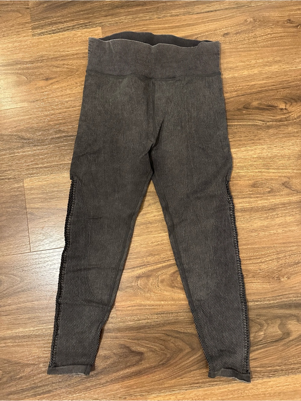 aerie Charcoal Gray High-Waist Jeggings with Textured Side Panels